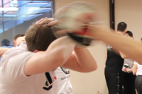Krav Maga - Selbstverteidigung in ungünstigen Lagen